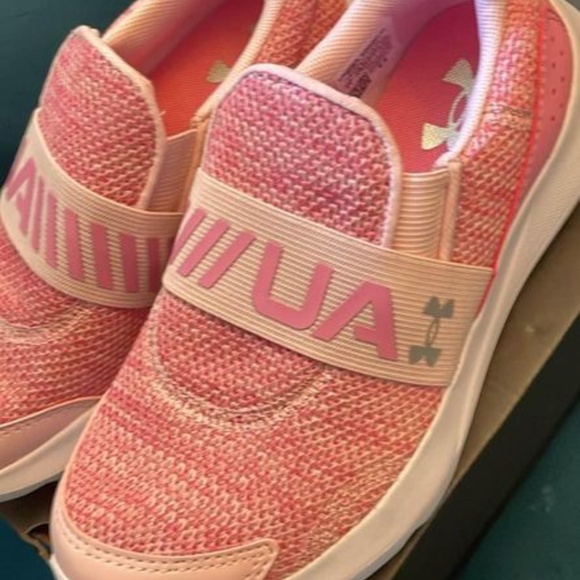 BRAND NEW youth girl under armour gps surge 3 slip-on pink shoes size 2Y & 7Y - Picture 5 of 8